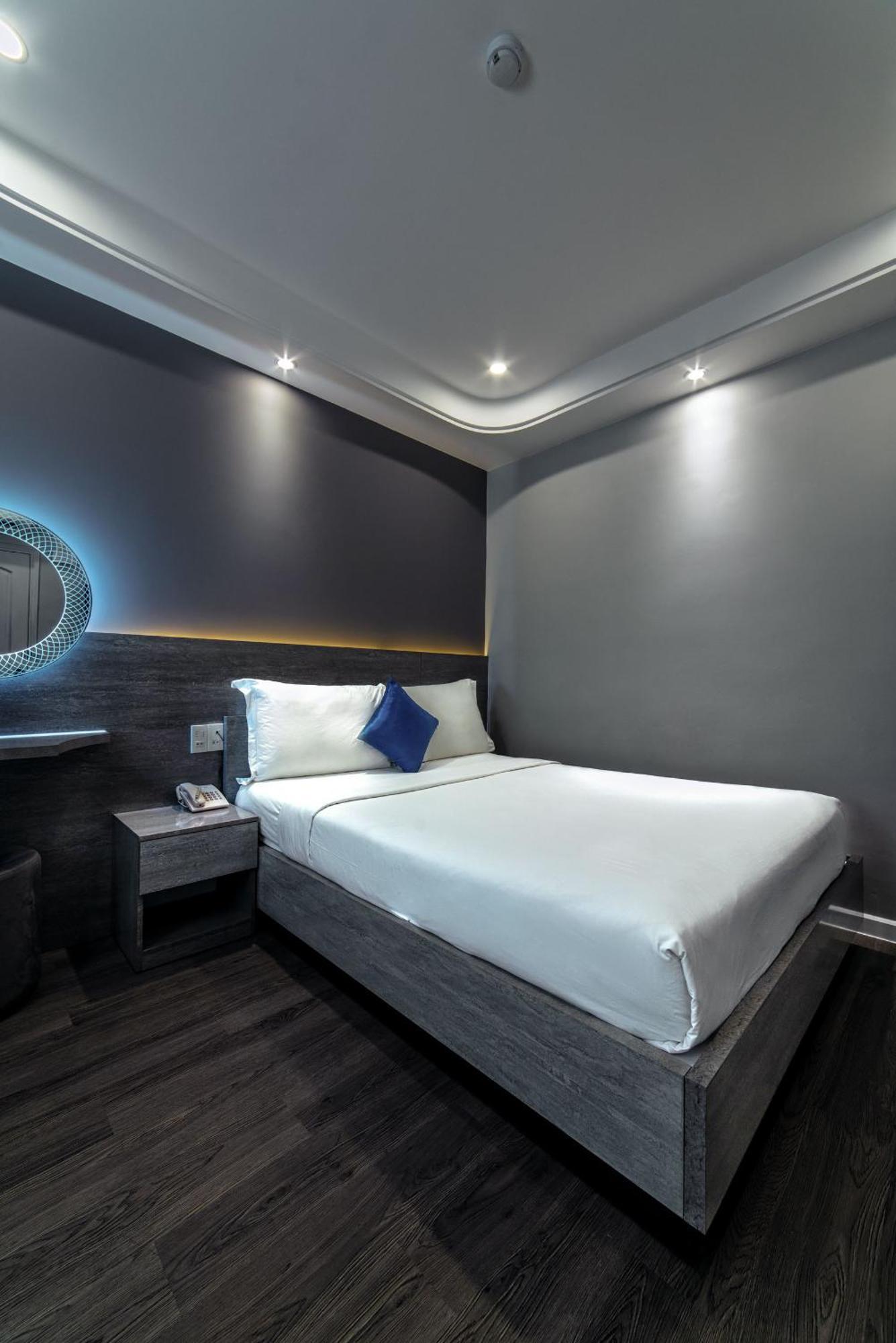 Ruby Saigon Hotel - Ben Thanh Hô Chi Minh-Ville Extérieur photo